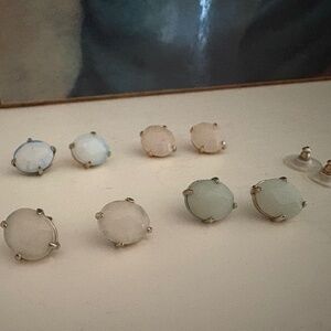 Earrings, 4 pairs of studs